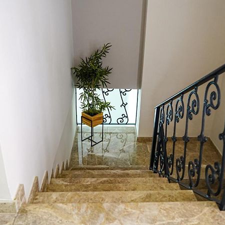 Apartamentos Puente Romano Suites Mérida Exteriör bild