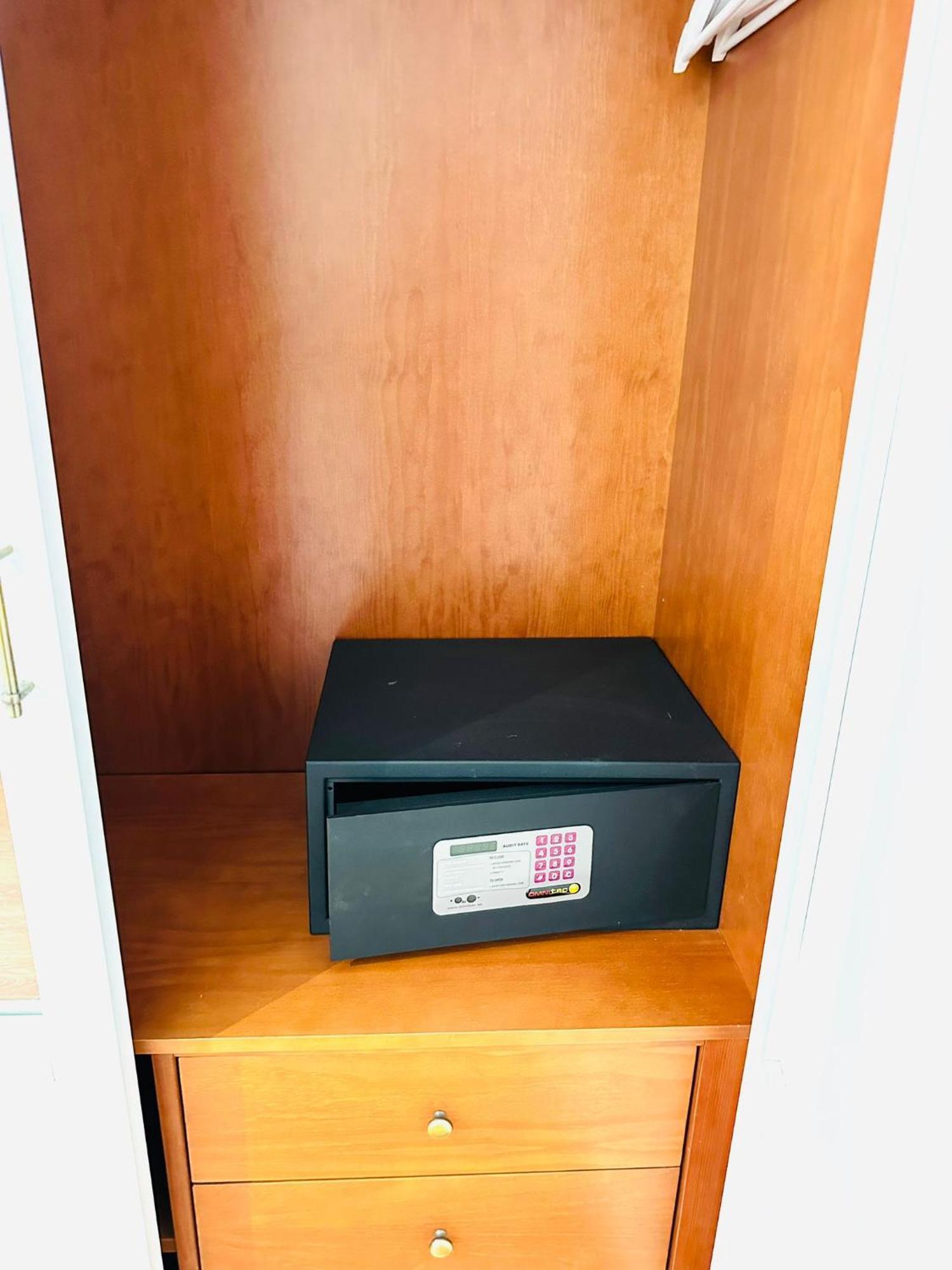 Apartamentos Puente Romano Suites Mérida Exteriör bild