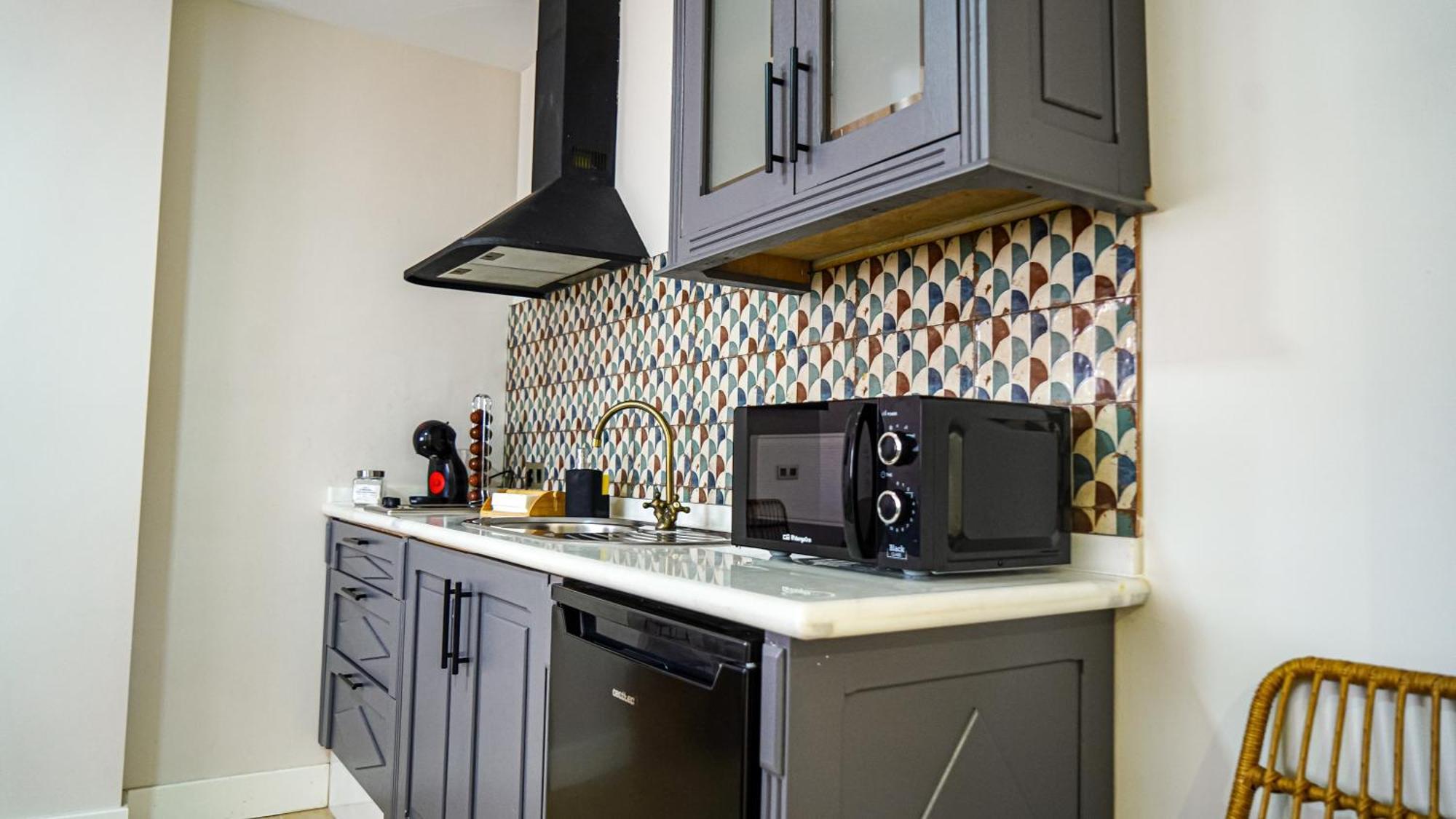 Apartamentos Puente Romano Suites Mérida Exteriör bild